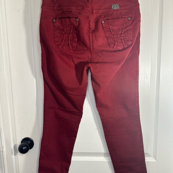 “Tiki” High Waisted Butt Lifting Jeans for Women Colombian Jeans - Picture 5 of 7